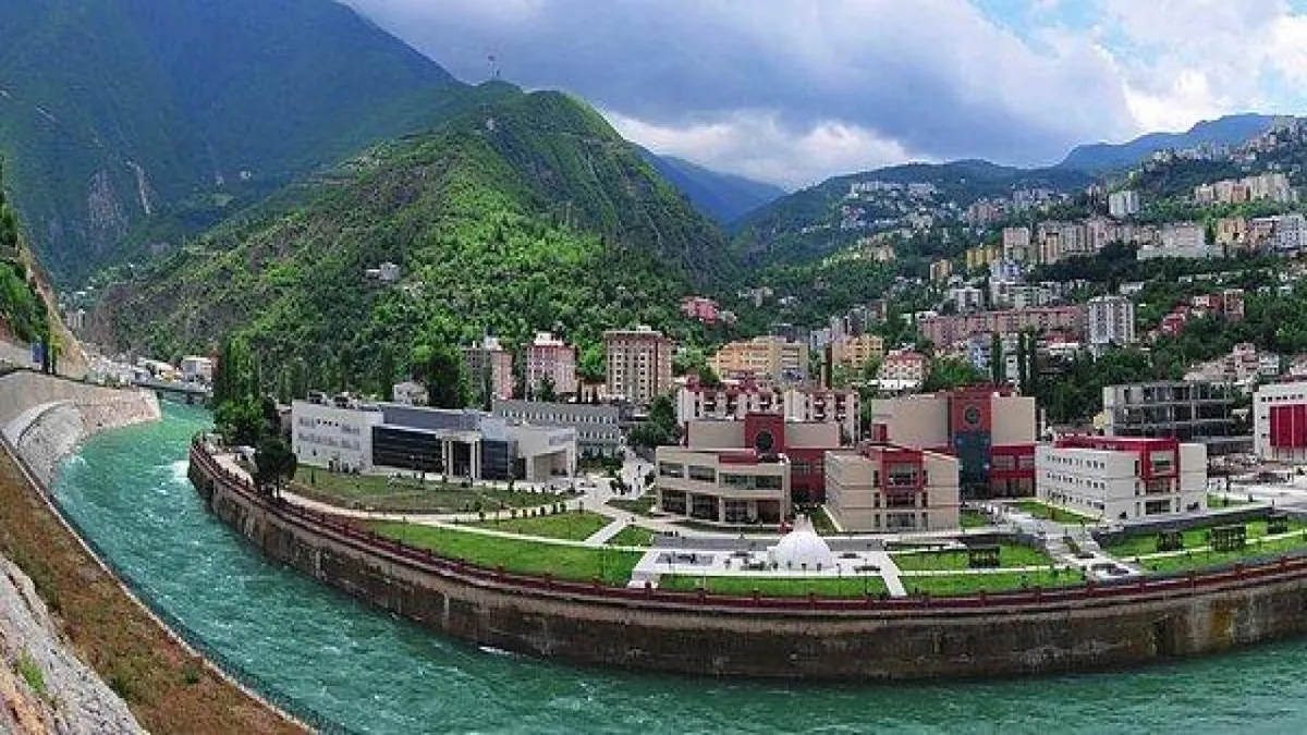 Artvin Çoruh University