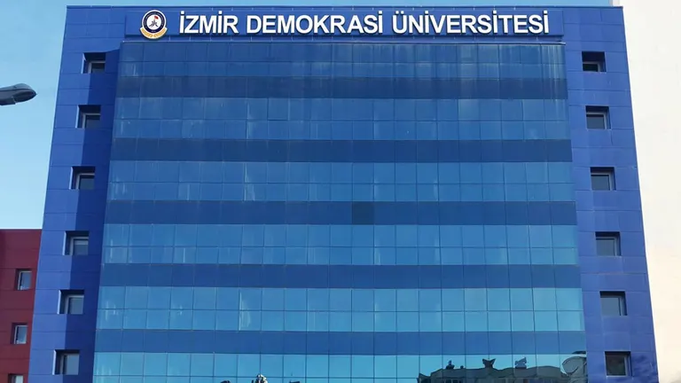 Izmir Demokrasi University
